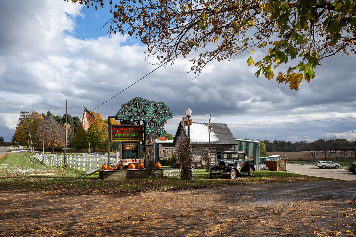 Entrance to Crane's Orchard