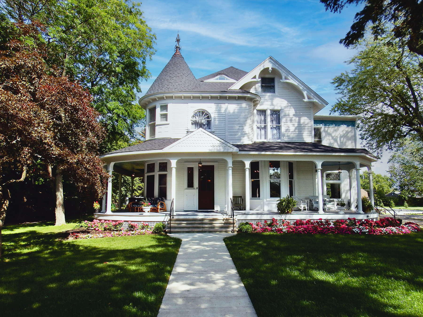 Exterior of Port Austin Bed and Breakfast, one of the best Michigan Coastal towns to visit