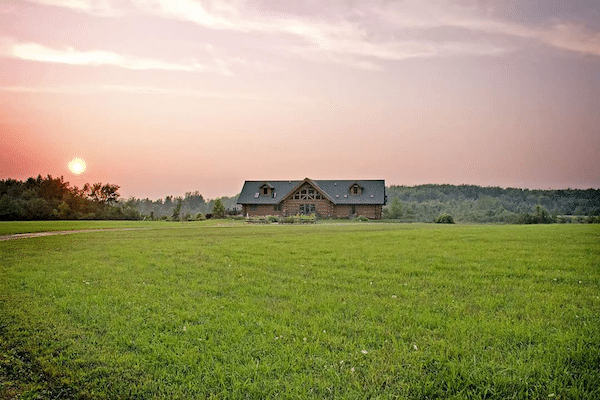 A-Dove-Nest-Kingston-Front-Sunset-2024-06-24