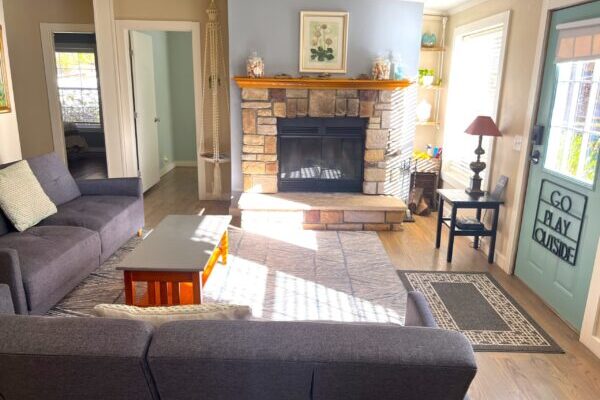 Goldberry-Woods-Union-Pier-CreekSide_Cottage_Living_1003