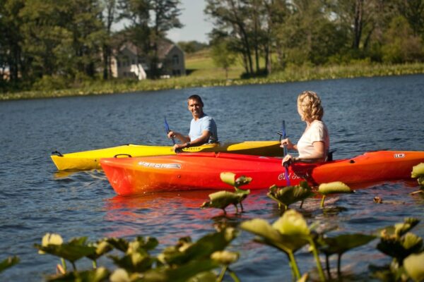 Castle-in-the-country-kayaking - Lake_1-X5