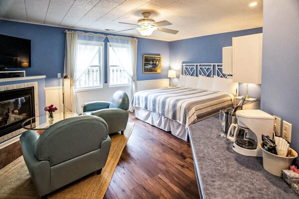 GardenGrove_UnionPierMichigan_BedandBreakfast-garden-retreat (1)-A