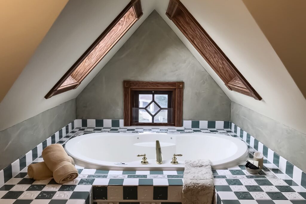 Spa tub with beautiful blue tiles