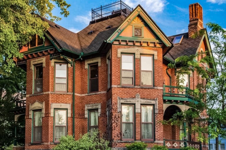 Historic Webster House in Bay City Michigan - luxury Inn and Bed and Breakfast HDR