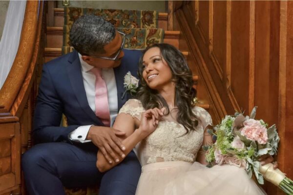 Historic-Webster-House-Bay_city-wedding-couple-003-a