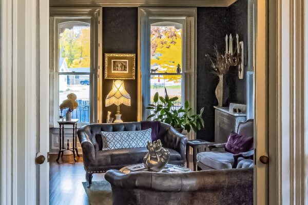 Lewis-House-Whitehall-sitting-room-beautiful-restful-antiques-a