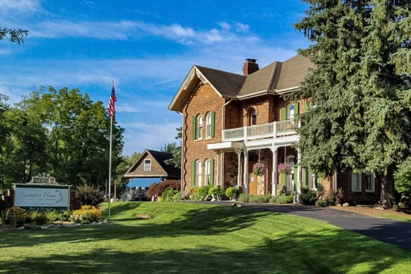 Entrance to the Lexington House B&B