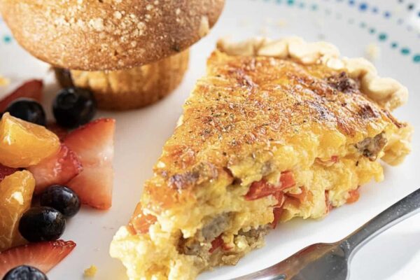 LookingGlass-Beachfront-Inn-Grand-Haven-breakfast (2)-a