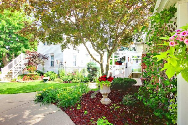 PrairieSide-Inn-Suites-Grounds-0001