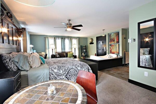 Prairieside-Inn-Suites-Grandville-santa-barbara-beach-house-0002