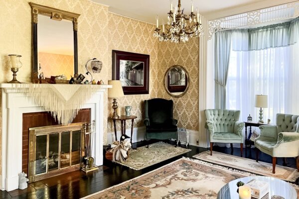 Raymond-House-Port-Sanilac-Parlor-a