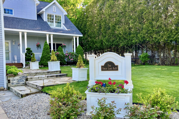 Torch-Lake-Entrance-IMG_2653-24-01-A