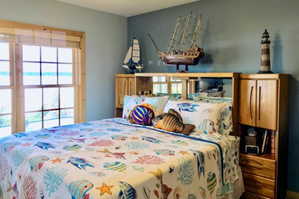 Torch-Lake-Room-5-IMG_4973 2-24-01-A