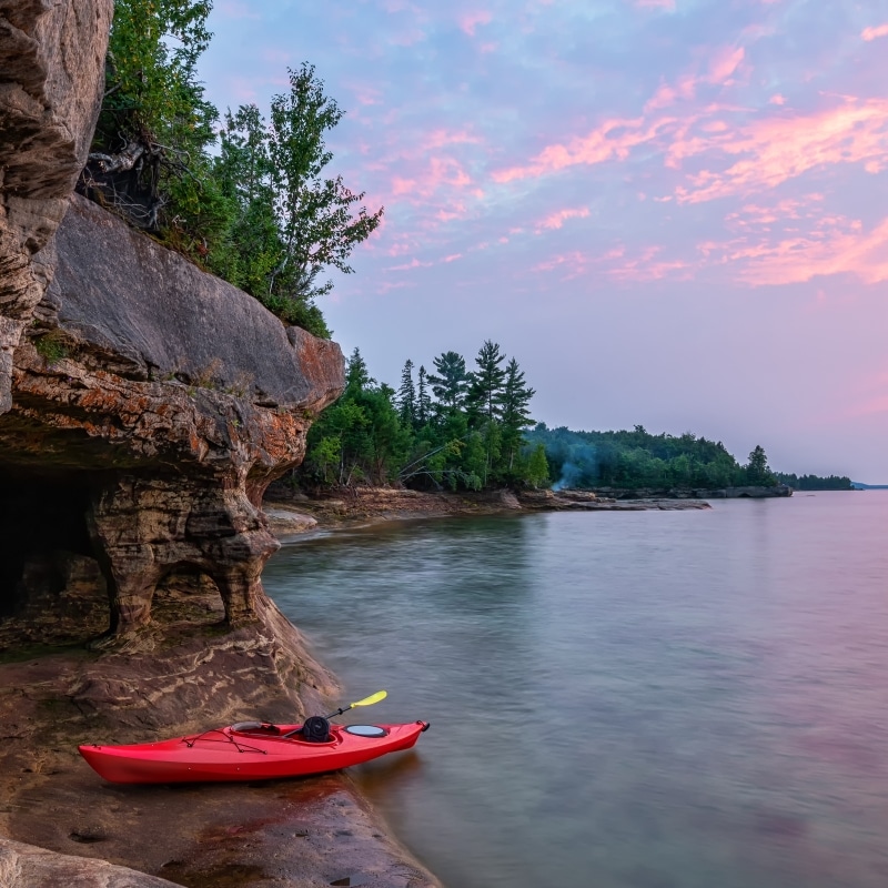 Upper Penisula Michigan Kayking on Lake Superior and exploring the caves