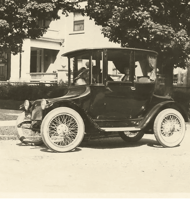 Cartier Mansion in Ludington Historic Photo of Electric car from Thomas Edison, a family friend